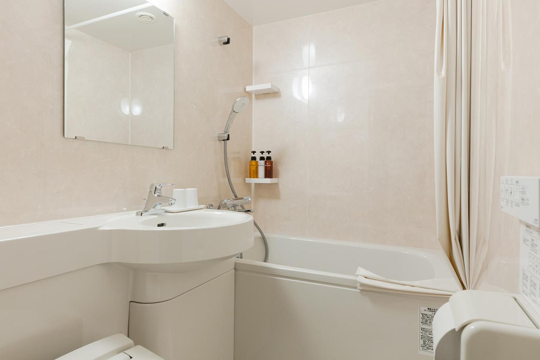 The Onefive Osaka Sakaisuji Hotel Екстериор снимка
